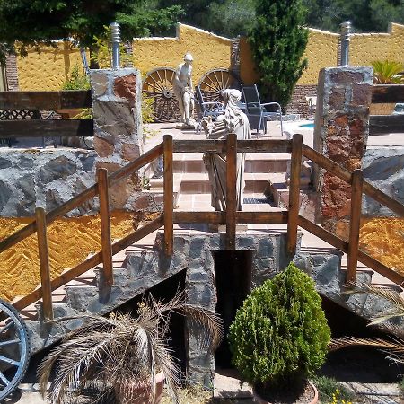 Hostal Sierra De Baza Exterior photo
