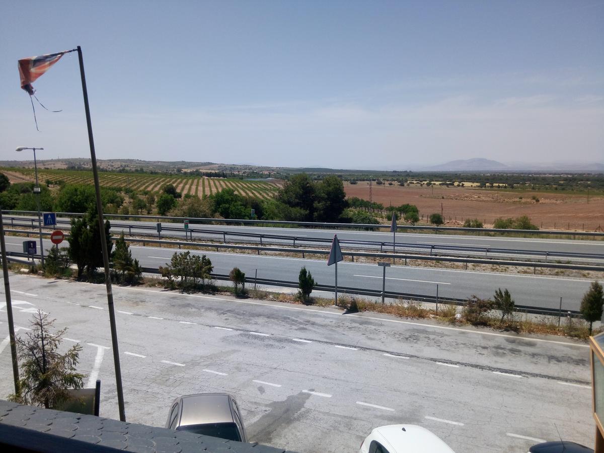 Hostal Sierra De Baza Exterior photo