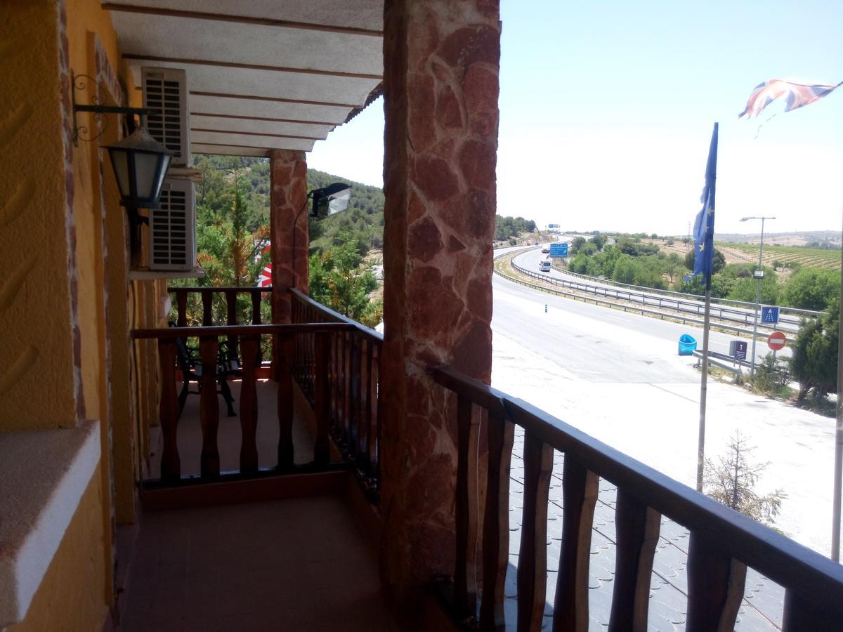 Hostal Sierra De Baza Exterior photo